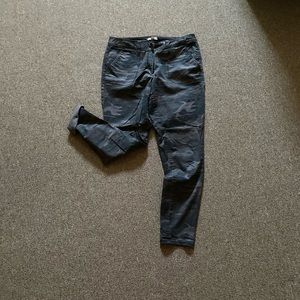 LOFT Ankle Camo Pants